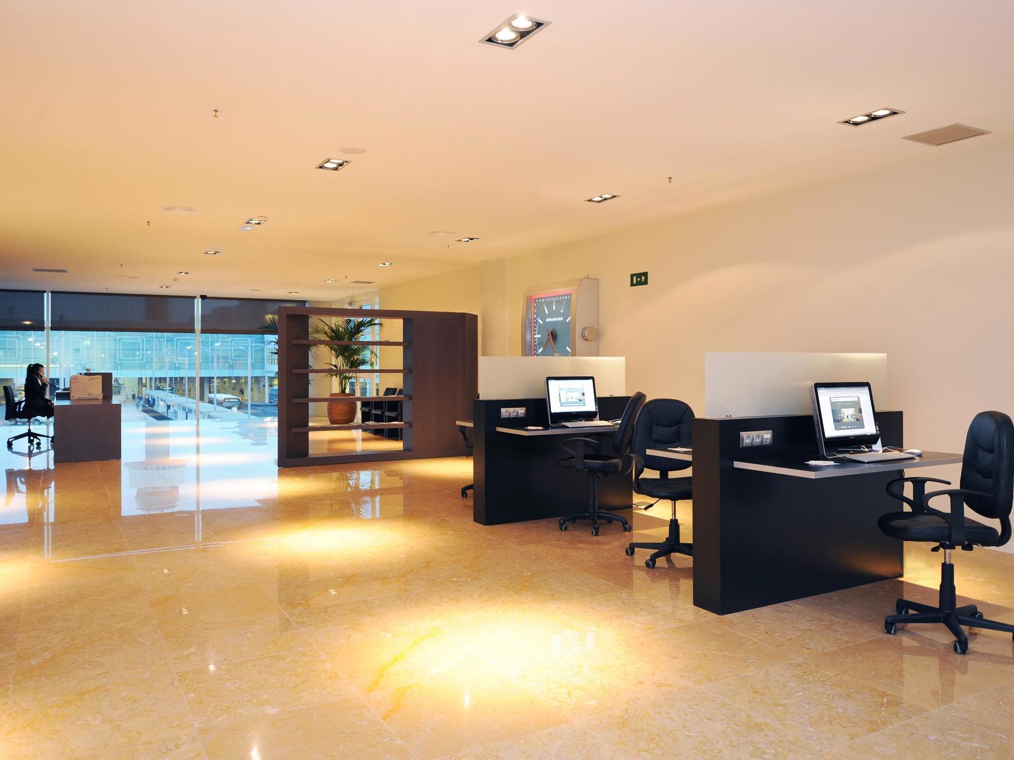 אל פראט דה לוברגאט Air Rooms Barcelona Airport By Premium Traveller מראה חיצוני תמונה