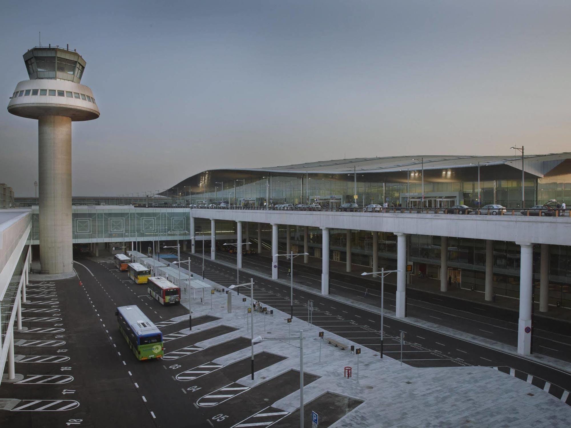 אל פראט דה לוברגאט Air Rooms Barcelona Airport By Premium Traveller מראה חיצוני תמונה