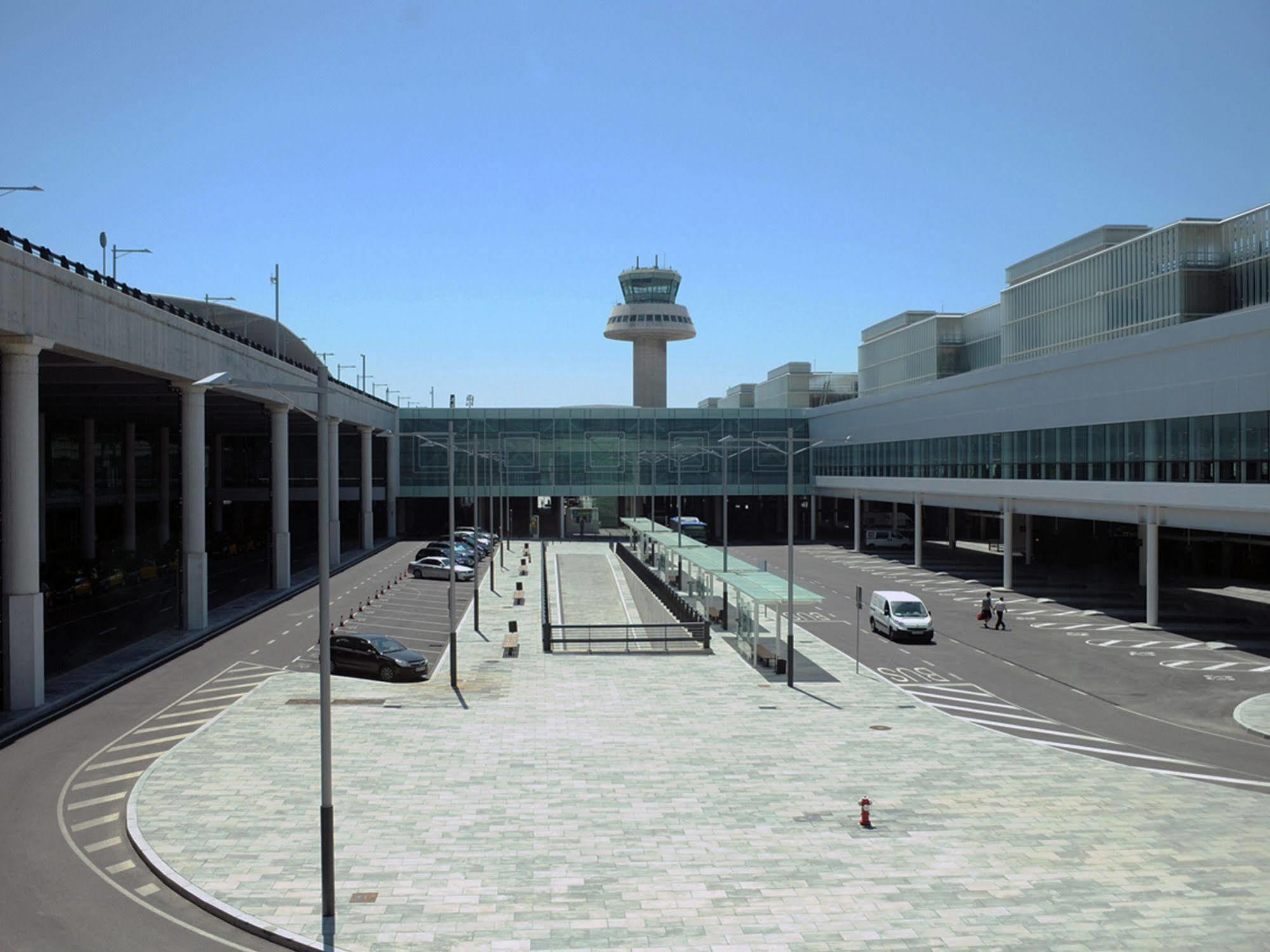 אל פראט דה לוברגאט Air Rooms Barcelona Airport By Premium Traveller מראה חיצוני תמונה